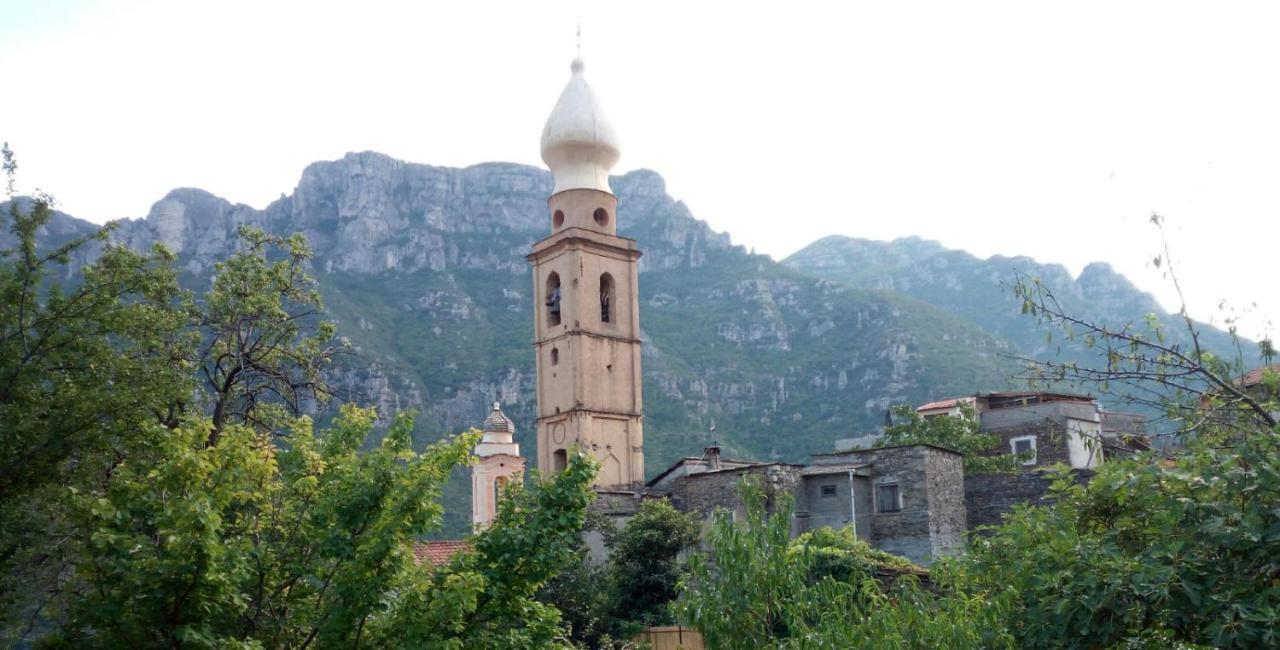 B&B 8A Castelbianco Colletta Exterior photo